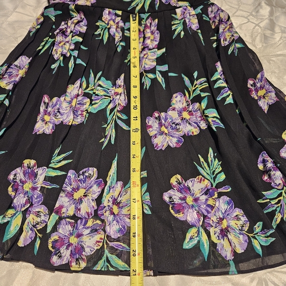 Floral Black Dress Pleated Skirt Sheer Back Zipup | George Size Large - Picture 7 of 7